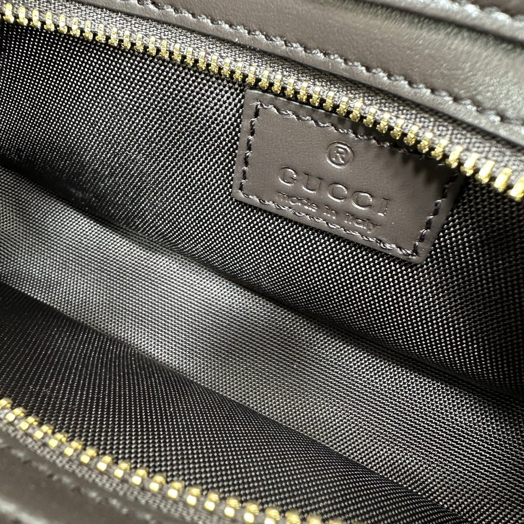 Gucci Hobo Bags